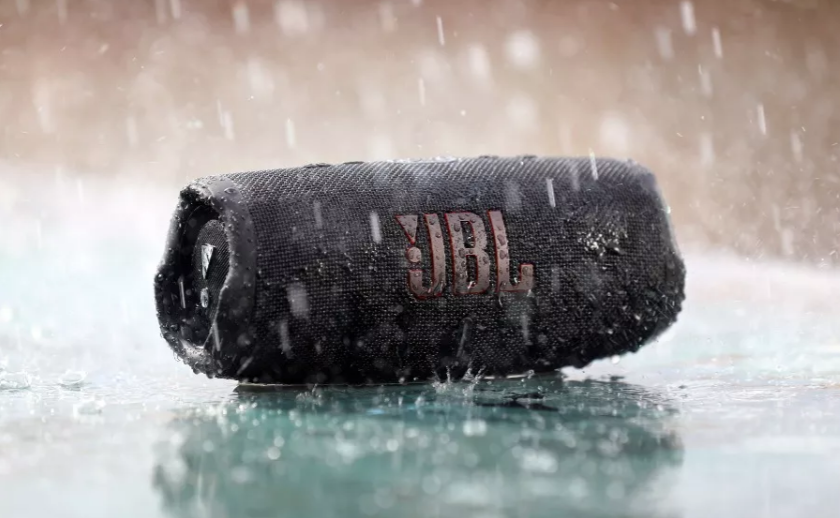 Parlante Jbl Charge 5 Negro