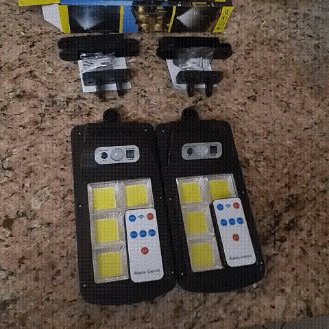 🔆 Lámpara Reflector LED con Panel Solar y Control Remoto🌞